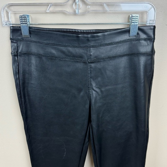 Blank NYC Women's Faux Leather Pull On Legging - Picture 3 of 8